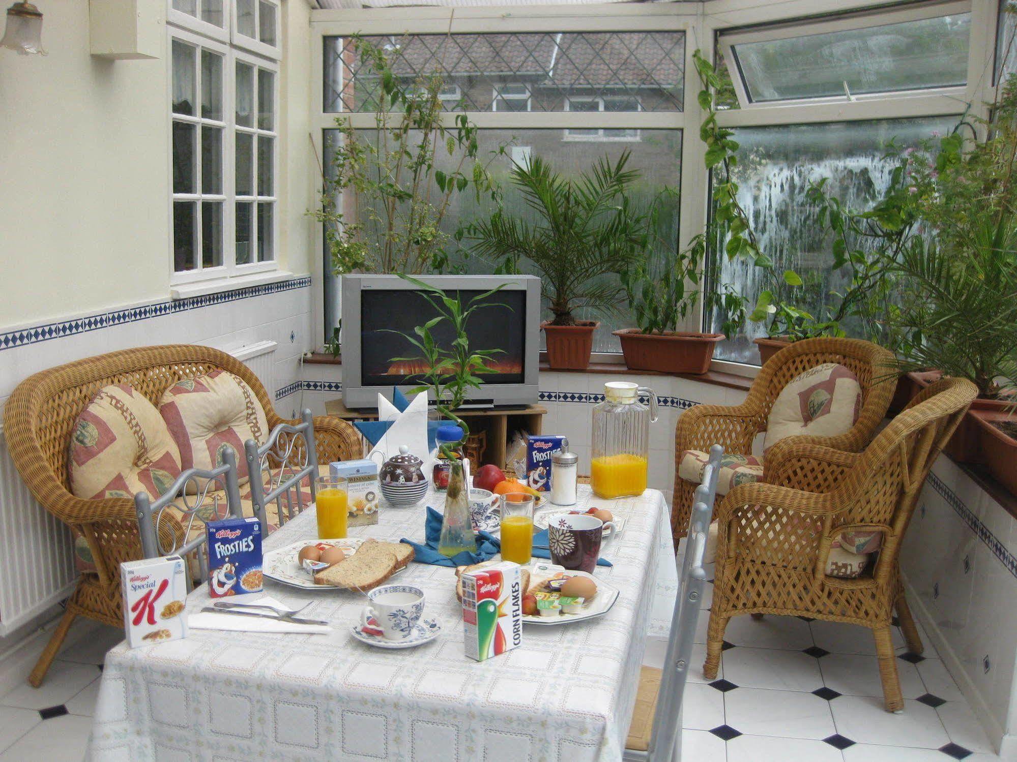 The Handforth Lodge Eksteriør bilde