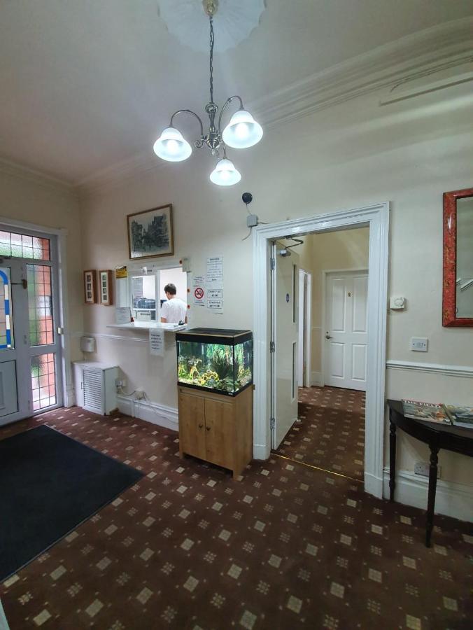 The Handforth Lodge Eksteriør bilde